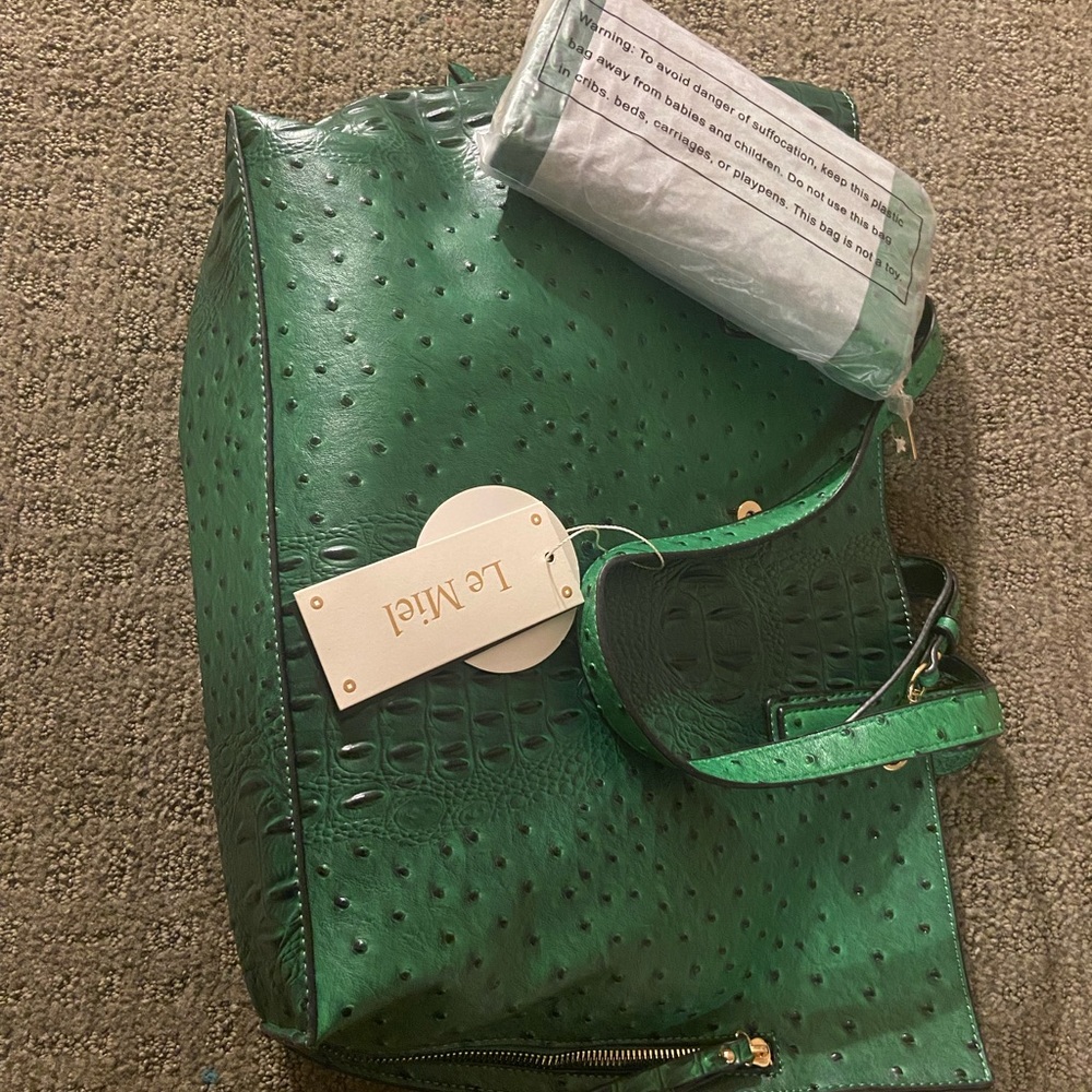 Shoulder bag